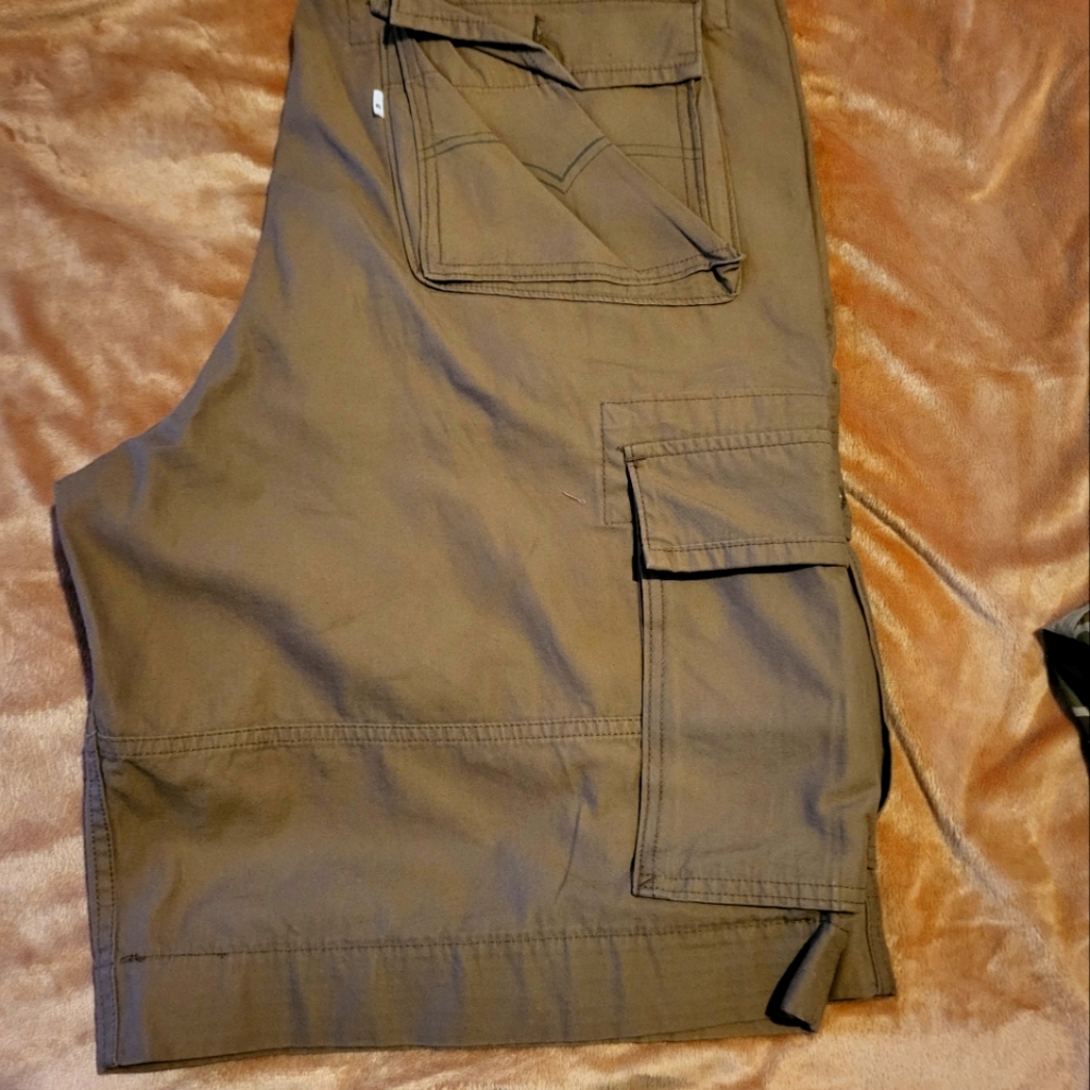 cargo shorts